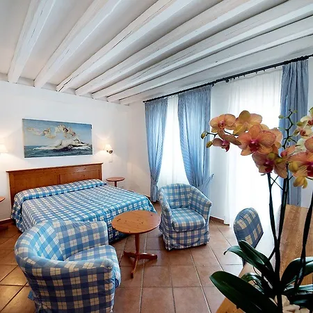 Hotel Oasi Di Kufra 4*